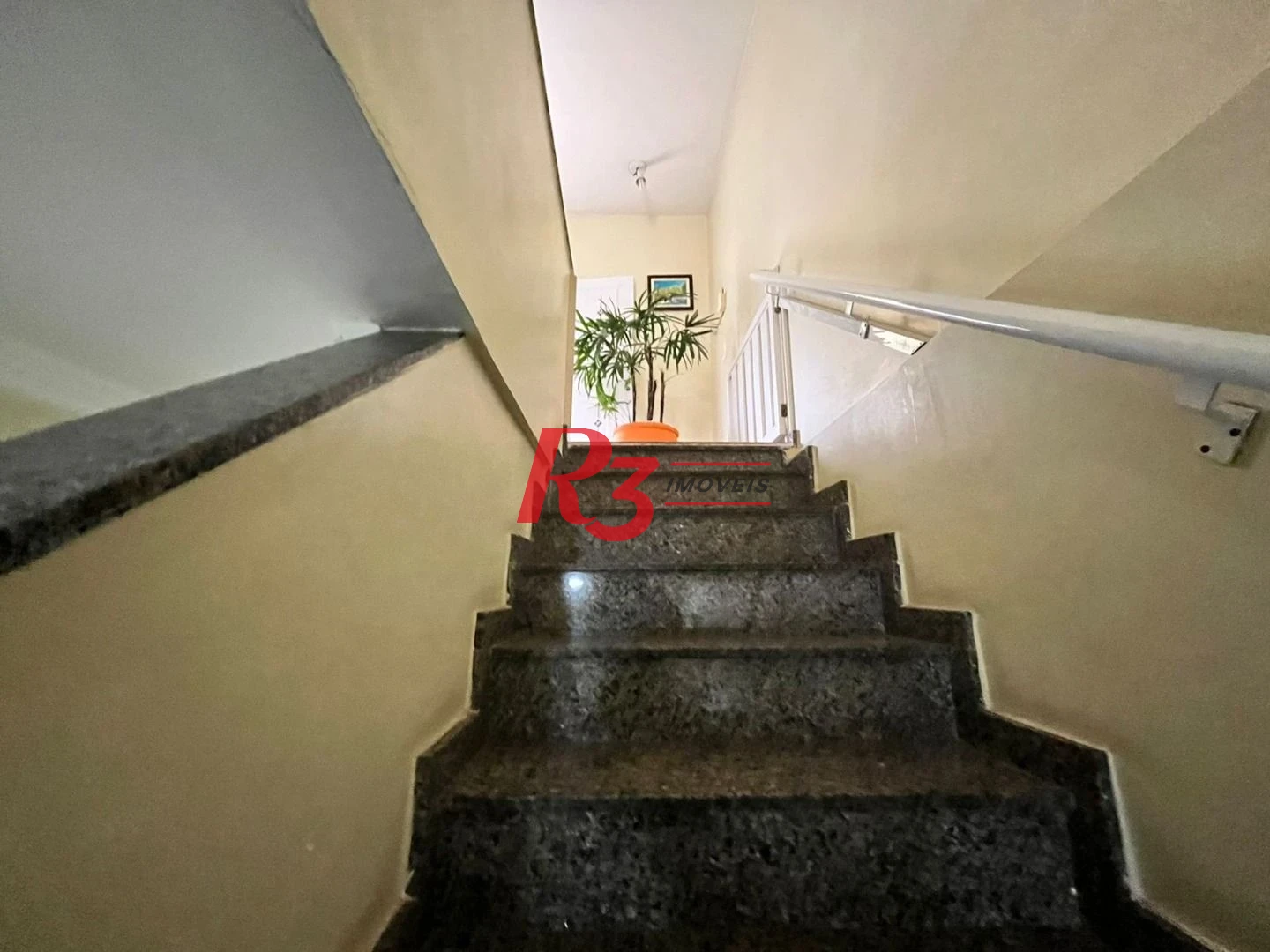 Casa Sobreposta Alta, Duplex, com 3 dormitórios 3 suites, piscina e churraqueira, 3 vagas  380 m² ,