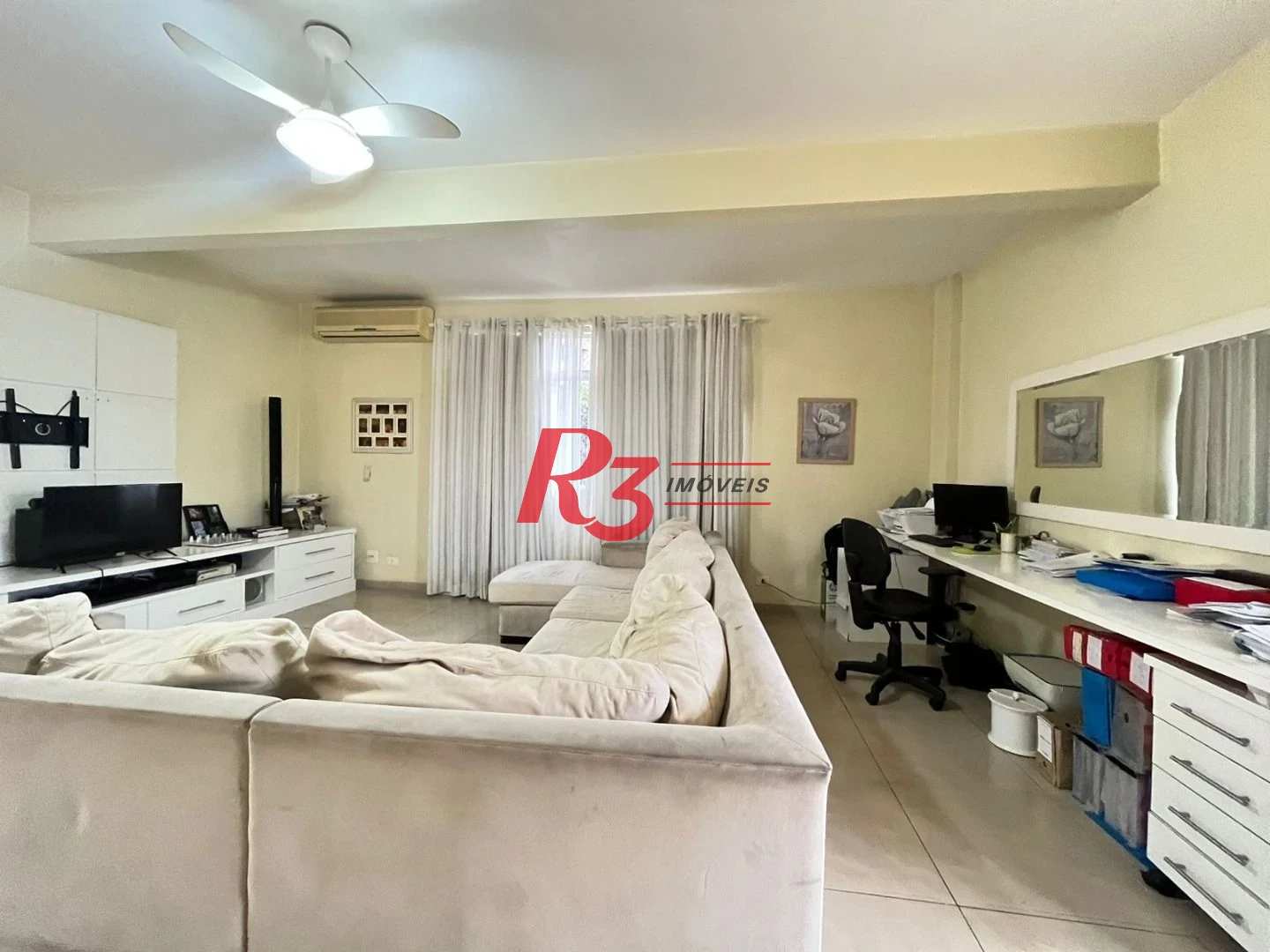 Casa Sobreposta Alta, Duplex, com 3 dormitórios 3 suites, piscina e churraqueira, 3 vagas  380 m² ,