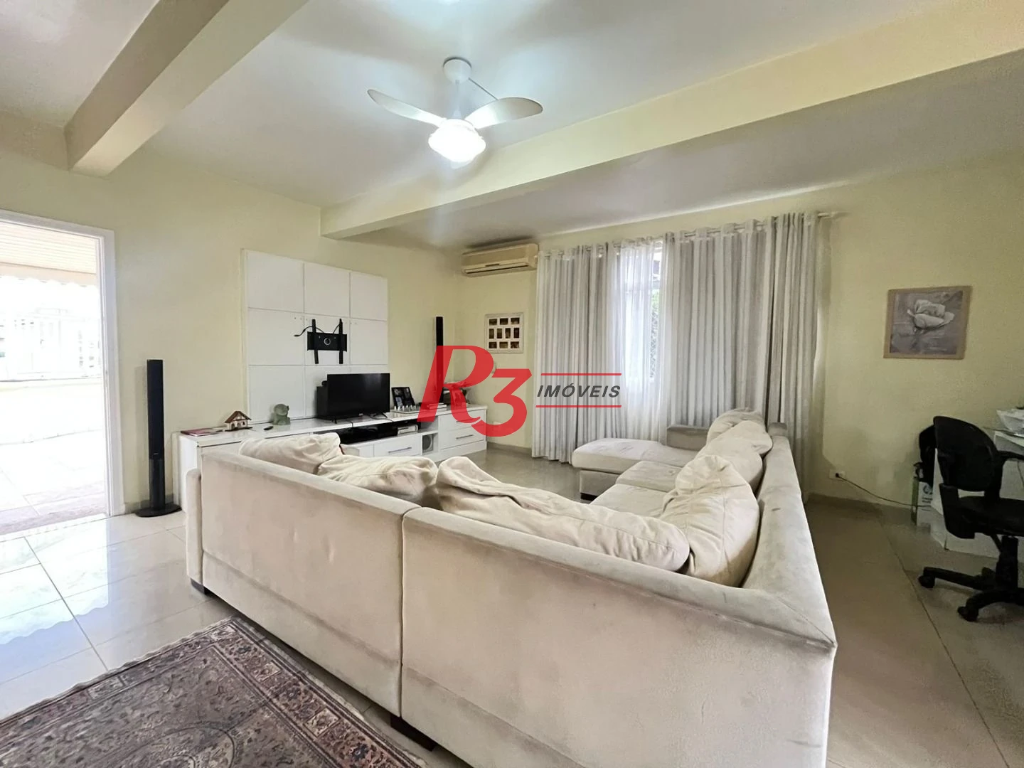 Casa Sobreposta Alta, Duplex, com 3 dormitórios 3 suites, piscina e churraqueira, 3 vagas  380 m² ,