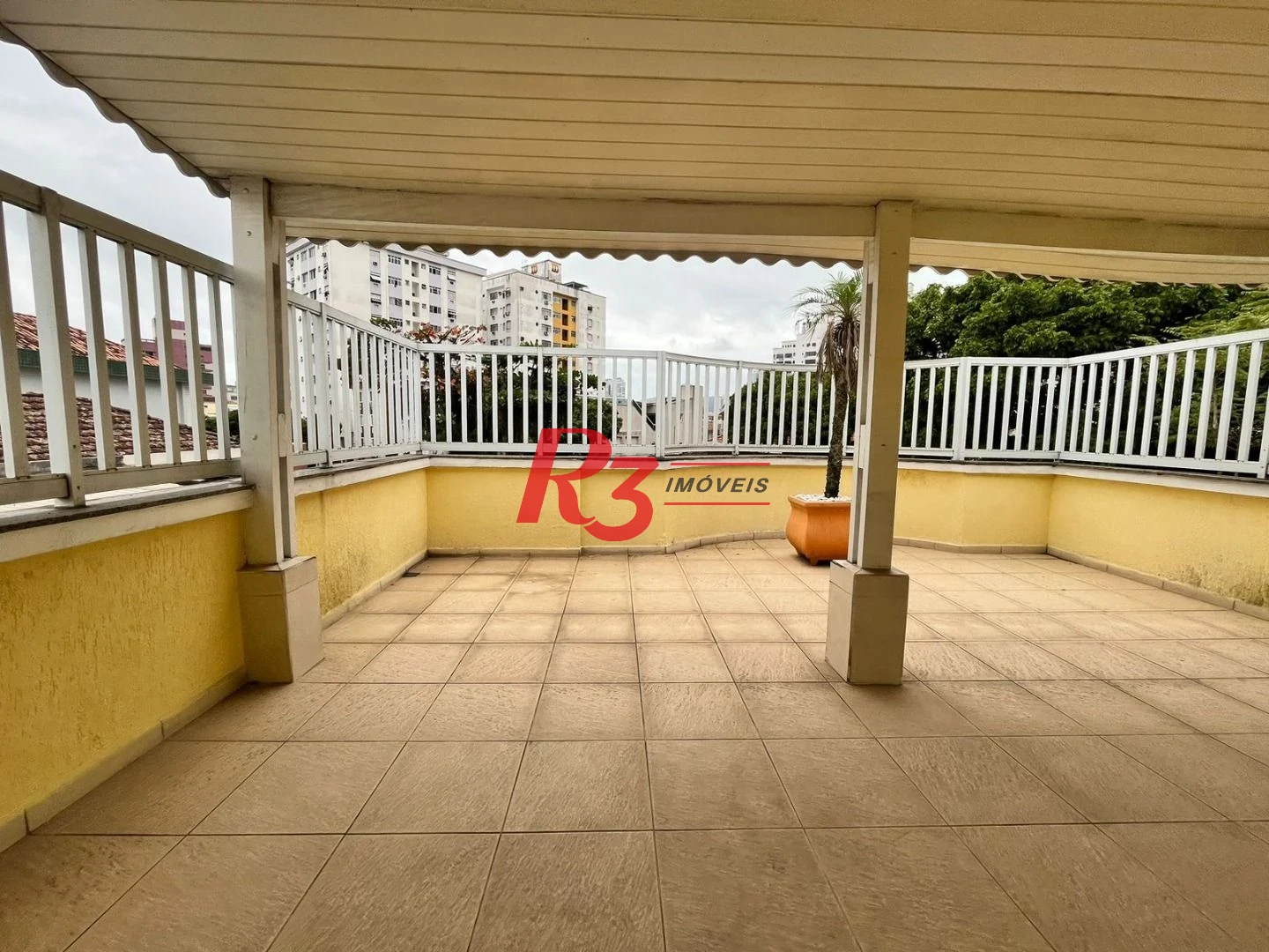 Casa Sobreposta Alta, Duplex, com 3 dormitórios 3 suites, piscina e churraqueira, 3 vagas  380 m² ,