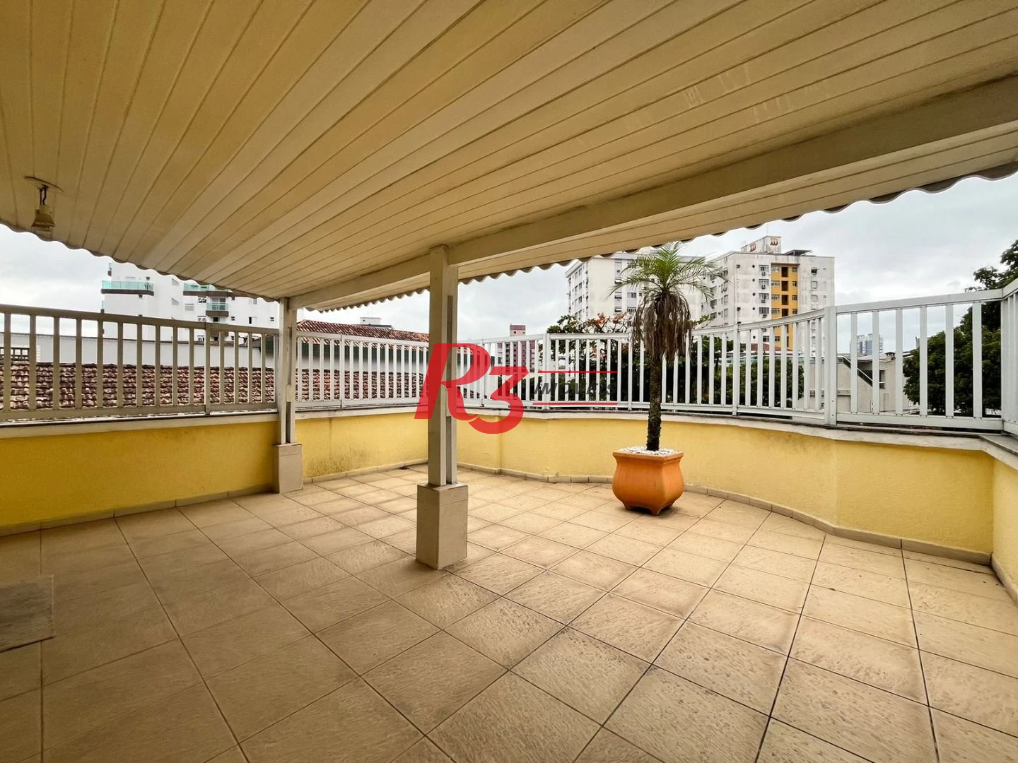Casa Sobreposta Alta, Duplex, com 3 dormitórios 3 suites, piscina e churraqueira, 3 vagas  380 m² ,