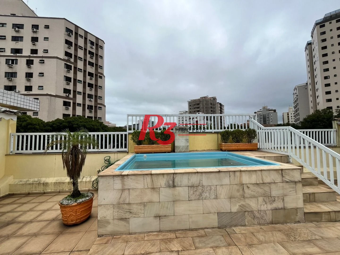 Casa Sobreposta Alta, Duplex, com 3 dormitórios 3 suites, piscina e churraqueira, 3 vagas  380 m² ,