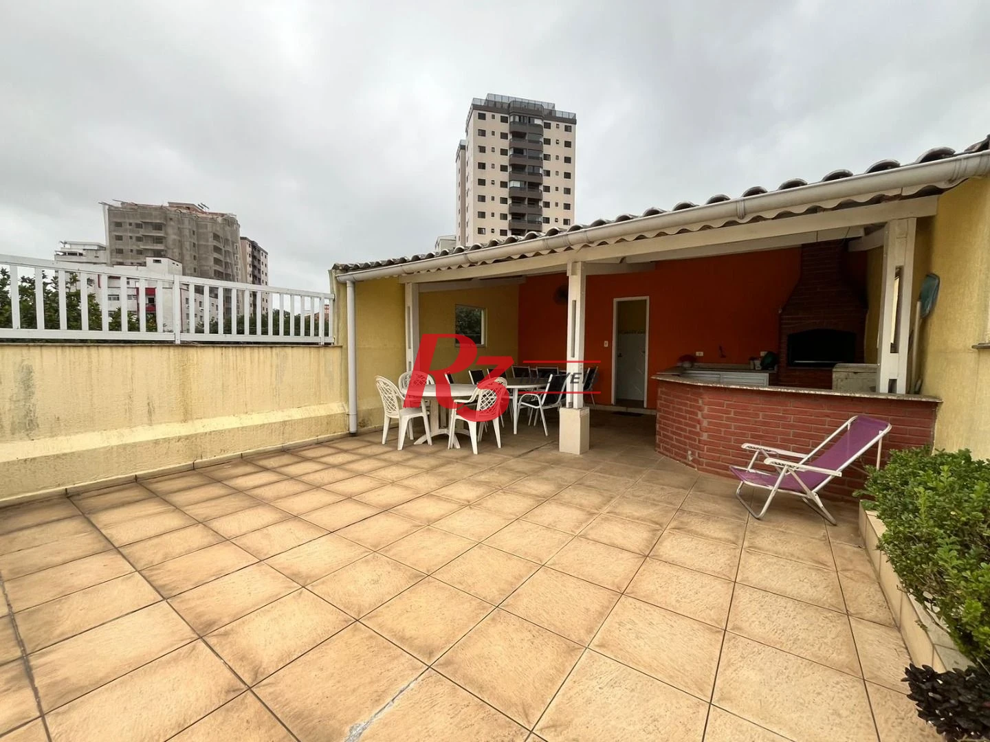 Casa Sobreposta Alta, Duplex, com 3 dormitórios 3 suites, piscina e churraqueira, 3 vagas  380 m² ,