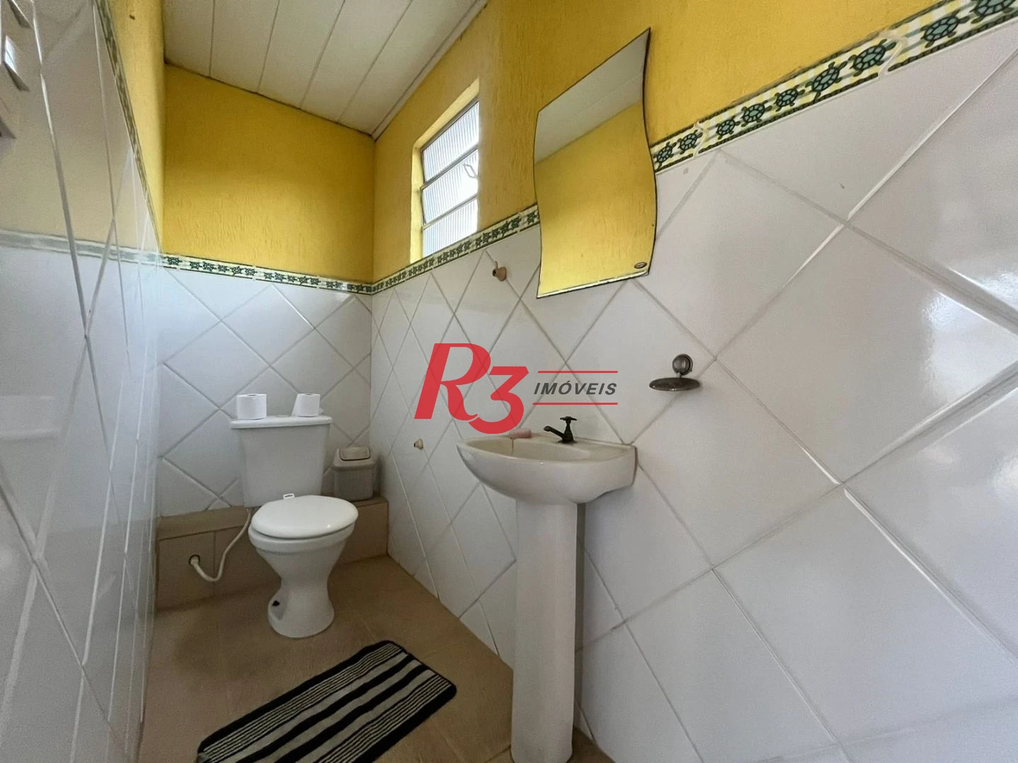 Casa Sobreposta Alta, Duplex, com 3 dormitórios 3 suites, piscina e churraqueira, 3 vagas  380 m² ,