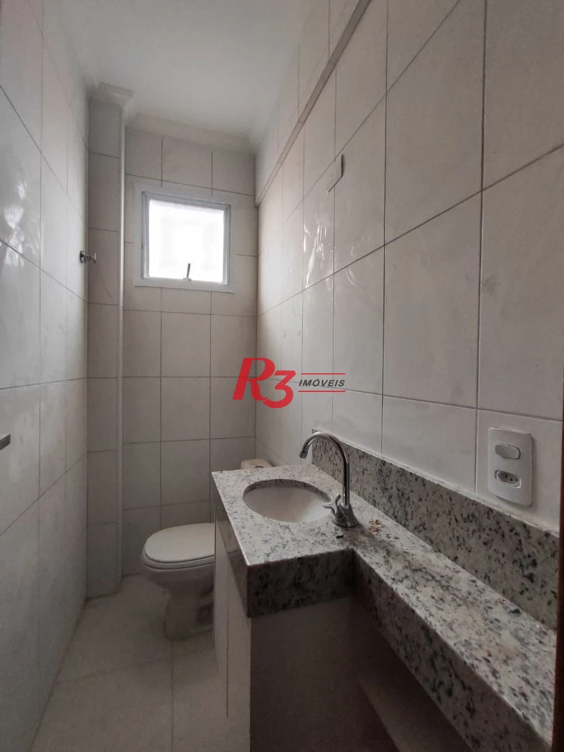 SOBREPOSTA  ALTA FUNDOS com 3 SUÍTES, VARANDA GOURMET COBERTA E DESCOBERTA, 2 VAGAS à venda, 164 m² por R$ 950.000 - Ponta da Praia - Santos/SP