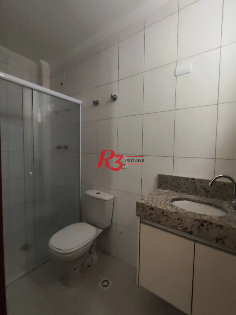 SOBREPOSTA TÉRREA ISOLADA QUINTAL  com 3 SUÍTES, 2 VAGAS à venda, 123 m² por R$ 950.000 - Ponta da Praia - Santos/SP