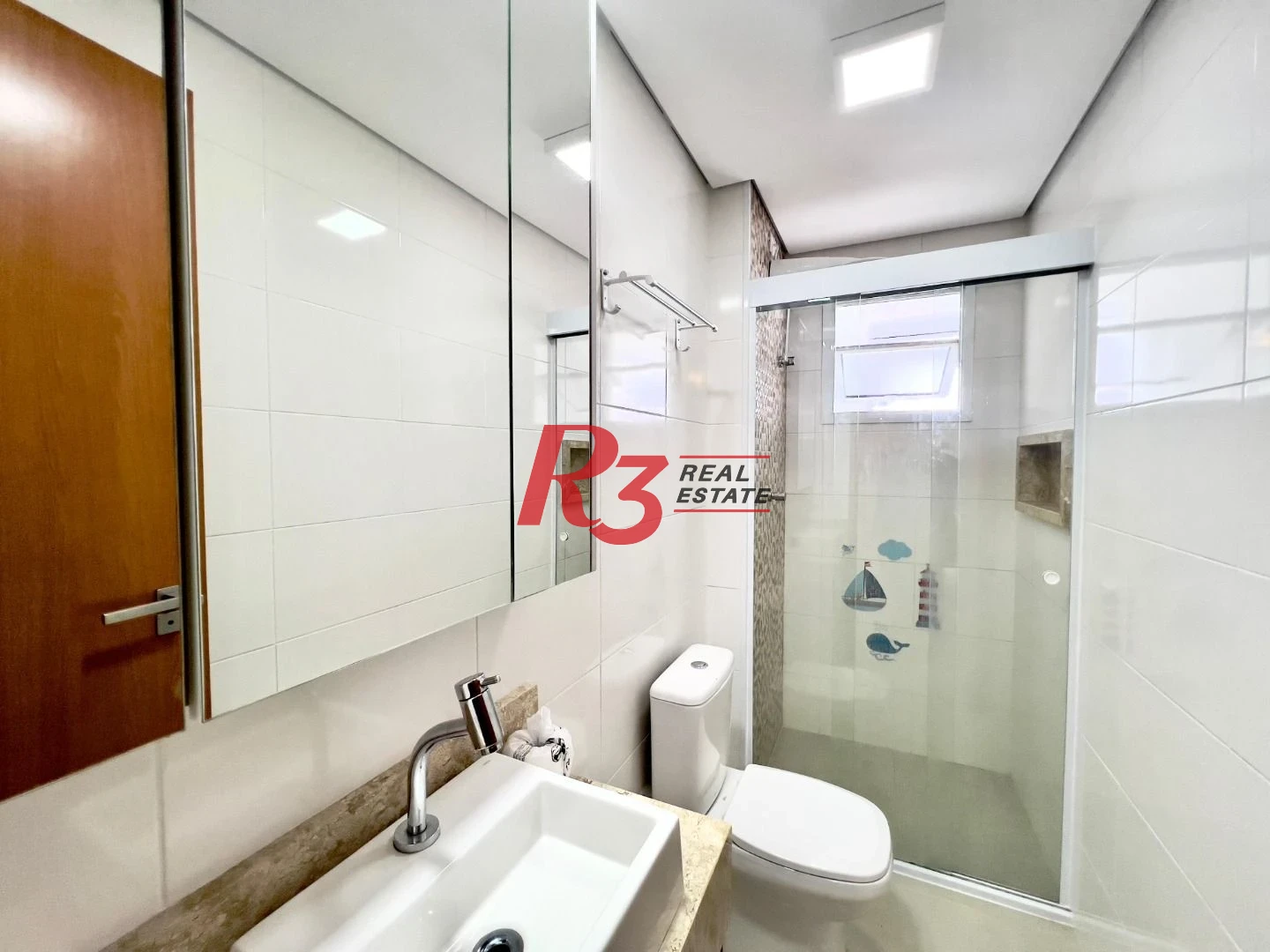 Apartamento com 2 dormitórios para alugar, 68 m² por R$ 6.400,02/mês - Embaré - Santos/SP
