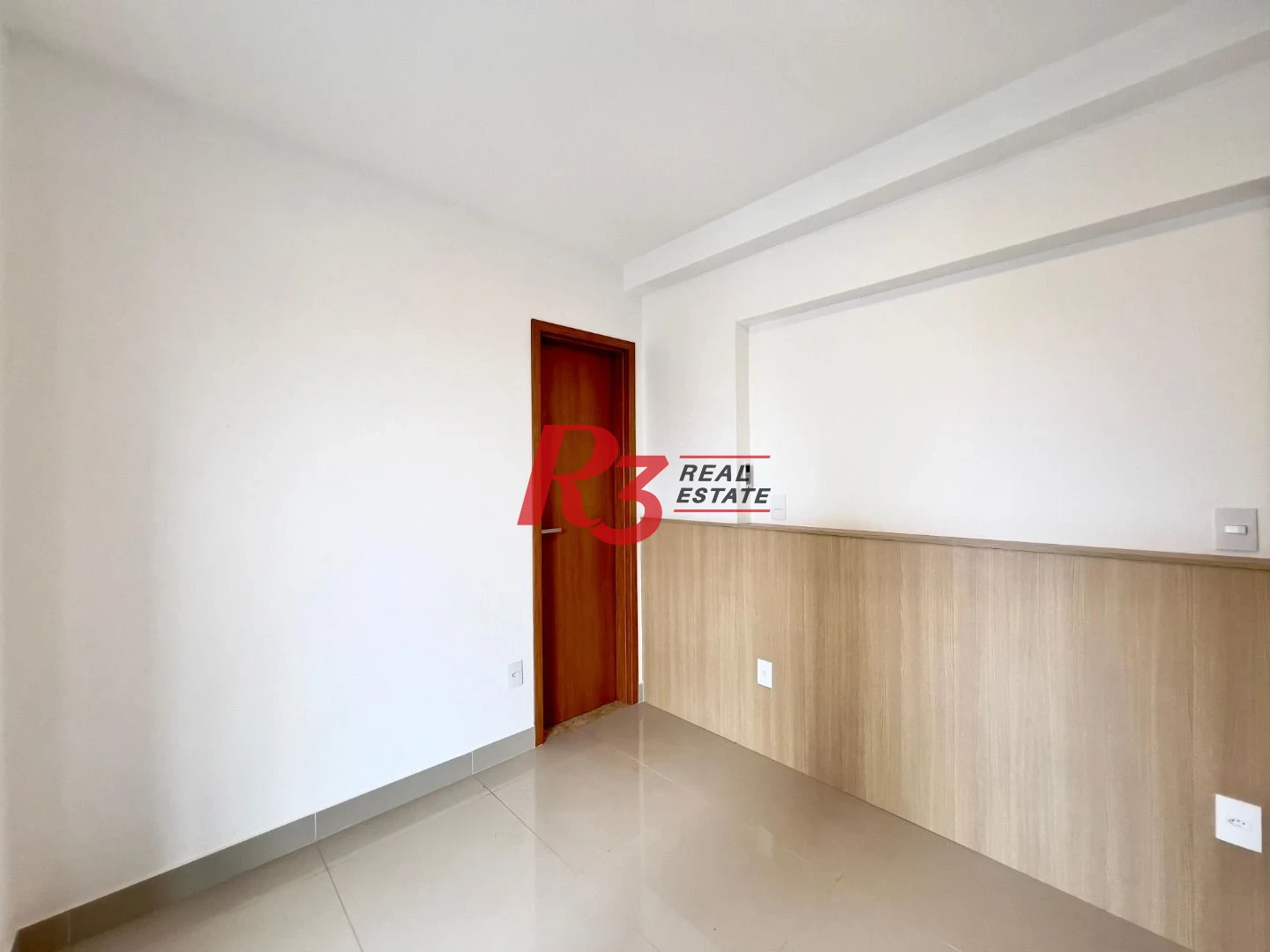 Apartamento com 2 dormitórios para alugar, 68 m² por R$ 6.400,02/mês - Embaré - Santos/SP