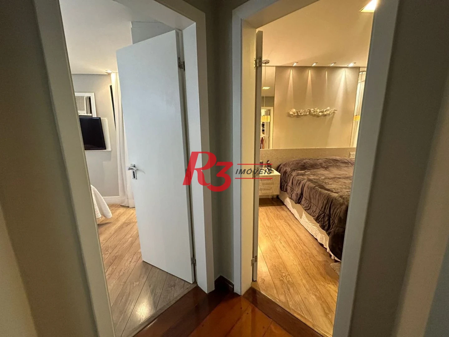 Apartamento à venda, 196 m² por R$ 1.650.000,00 - Boqueirão - Santos/SP