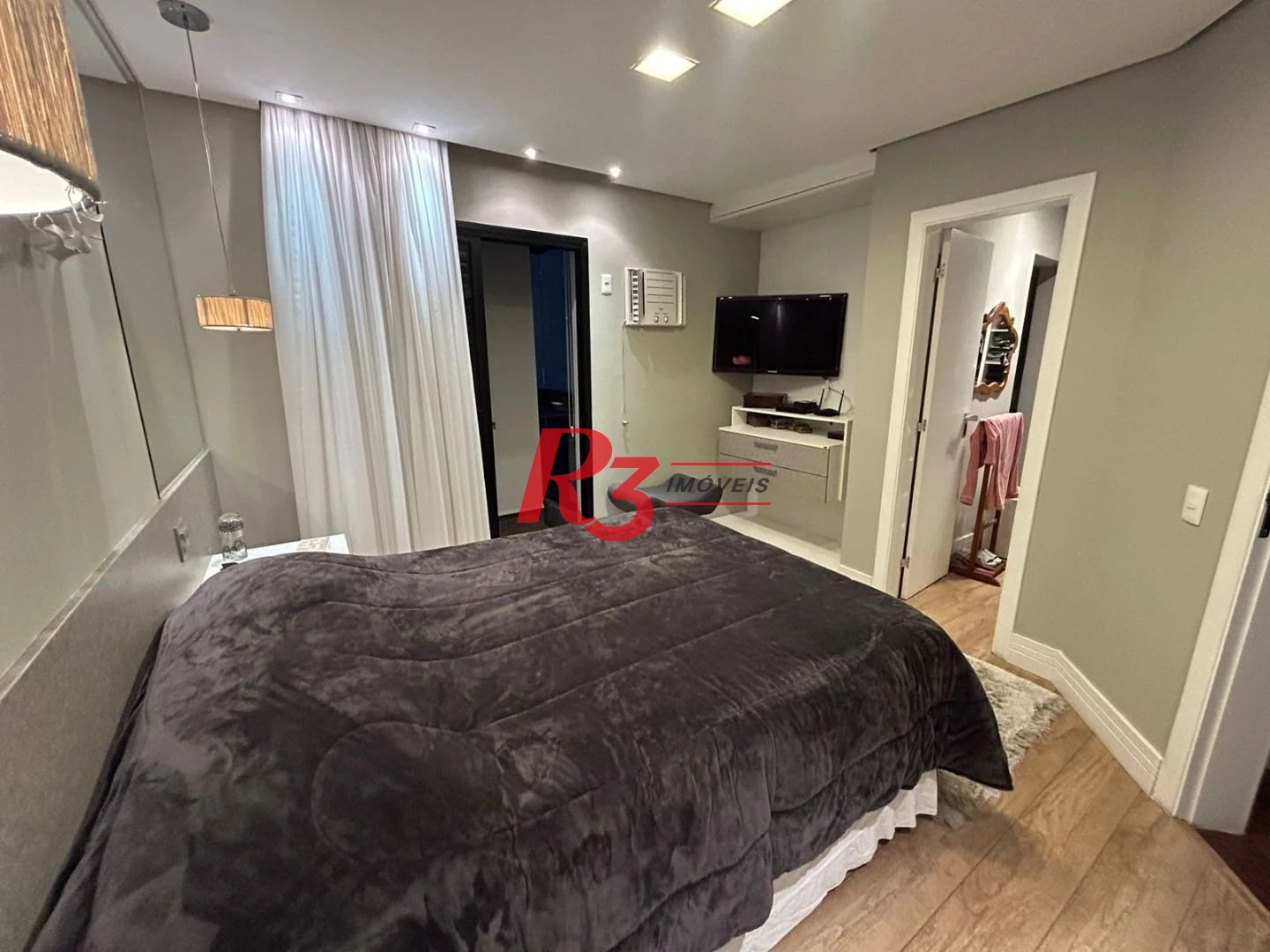Apartamento à venda, 196 m² por R$ 1.650.000,00 - Boqueirão - Santos/SP