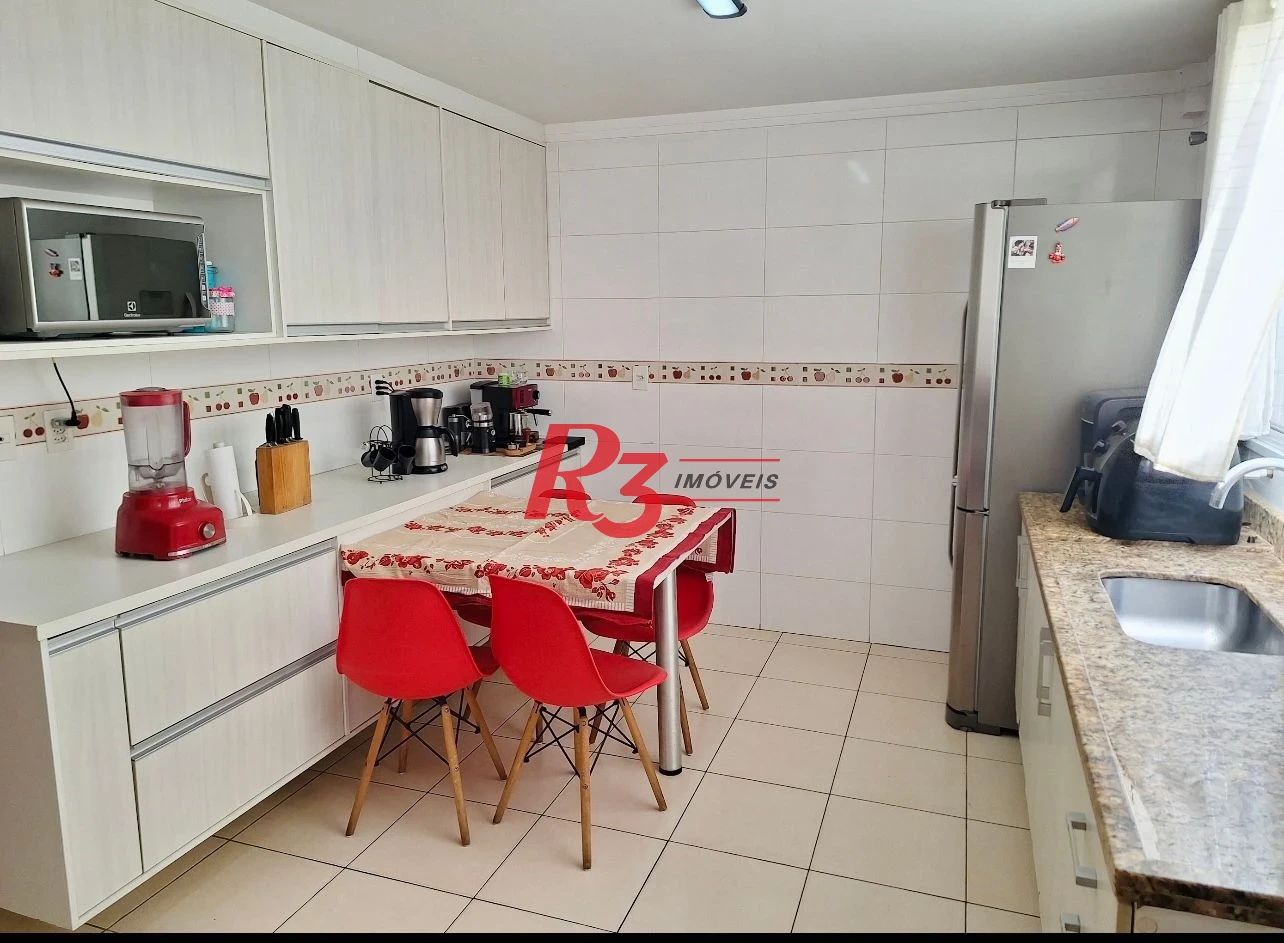 Casa à venda, 116 m² por R$ 690.000,00 - Macuco - Santos/SP