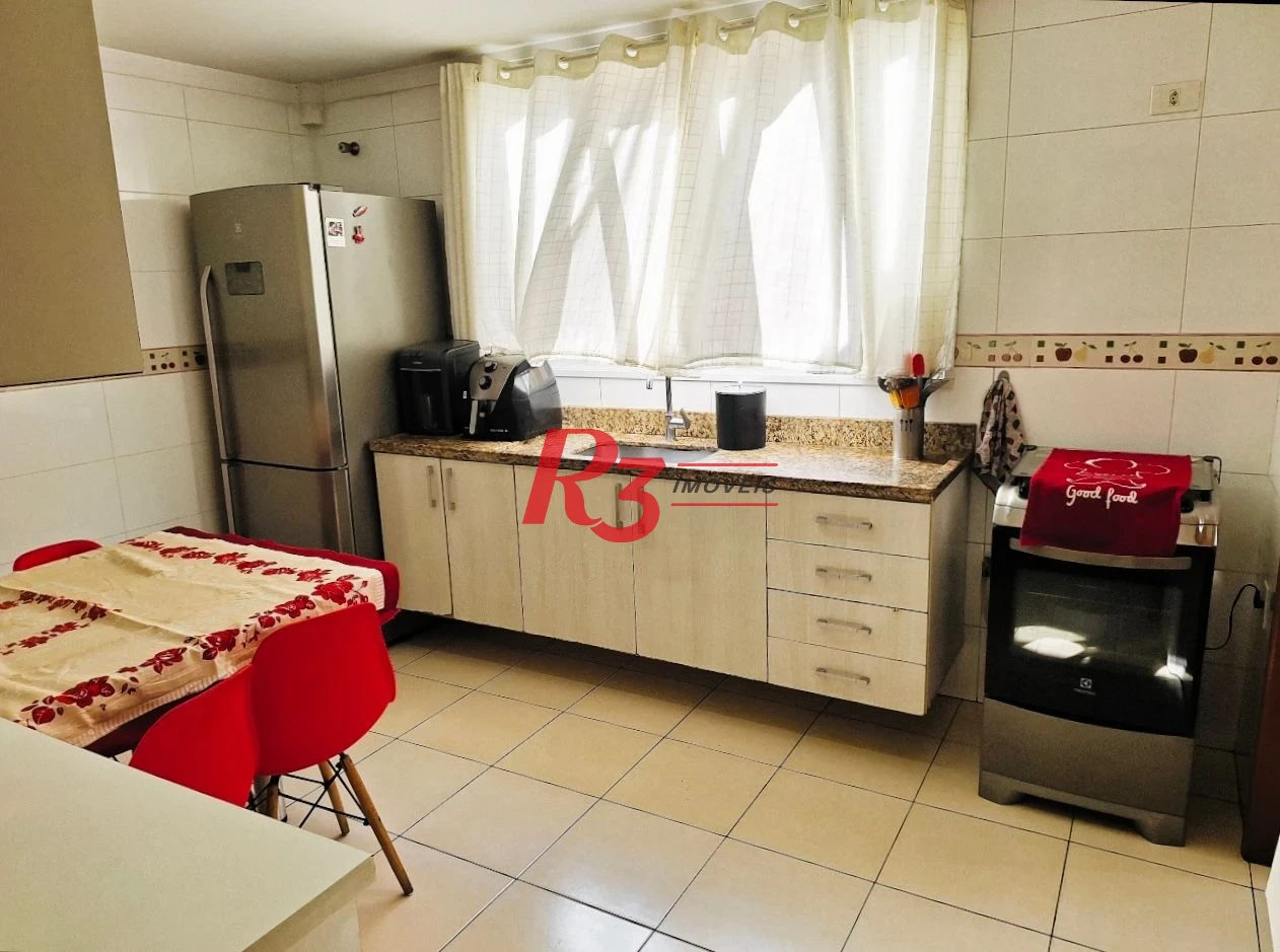 Casa à venda, 116 m² por R$ 690.000,00 - Macuco - Santos/SP