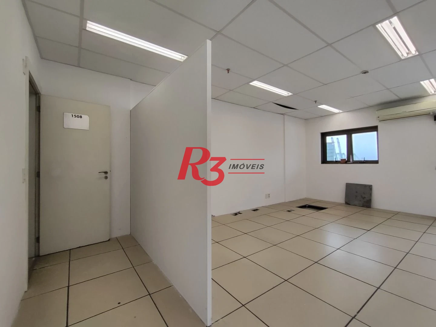 Sala à venda, 89 m² por R$320.000,00 - Valongo - Santos/SP