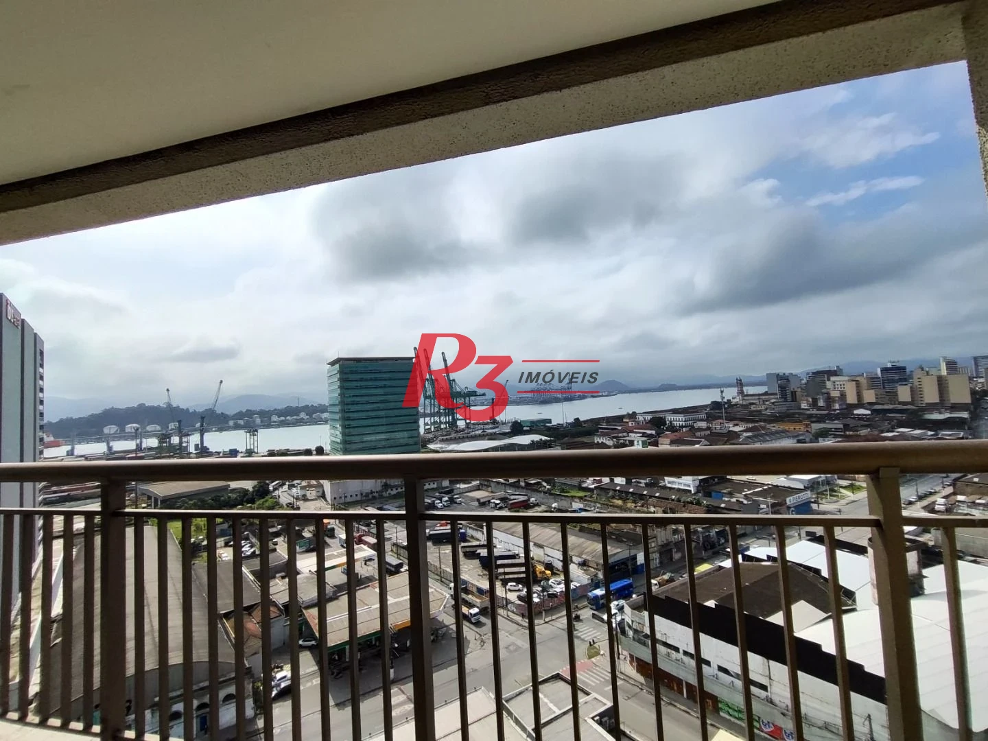 Sala à venda, 89 m² por R$320.000,00 - Valongo - Santos/SP