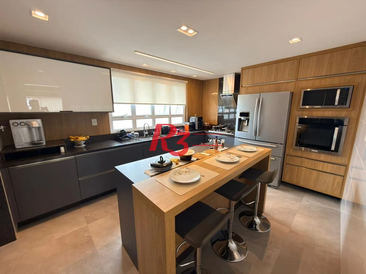 Cobertura à venda, 242 m² por R$ 5.800.000,00 - Gonzaga - Santos/SP