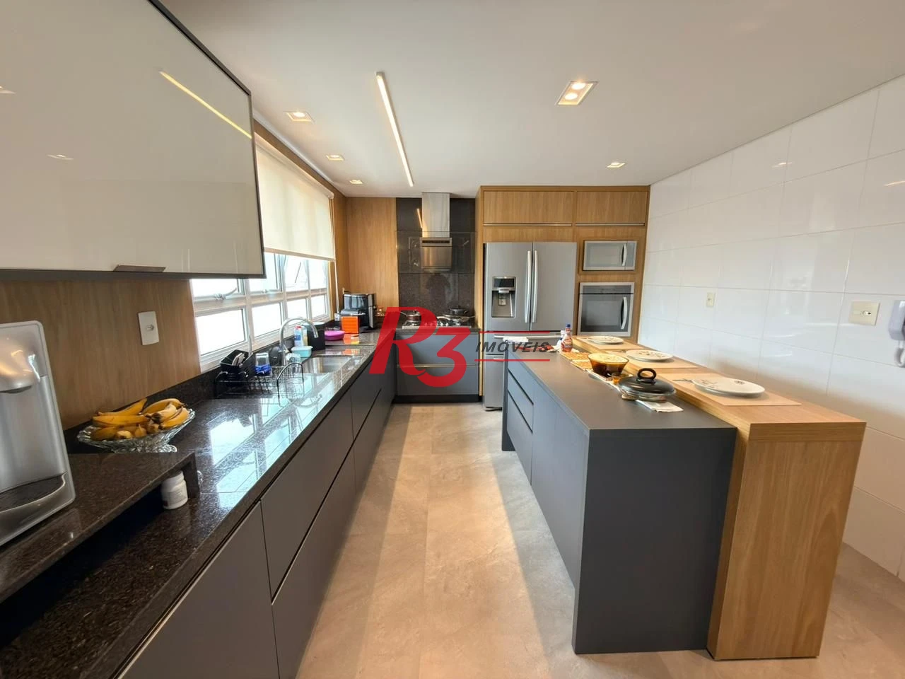 Cobertura à venda, 242 m² por R$ 5.800.000,00 - Gonzaga - Santos/SP