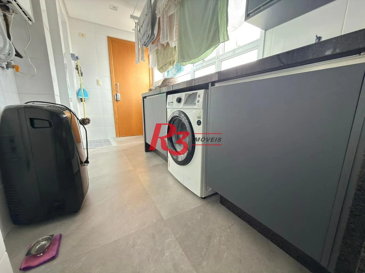 Cobertura à venda, 242 m² por R$ 5.800.000,00 - Gonzaga - Santos/SP