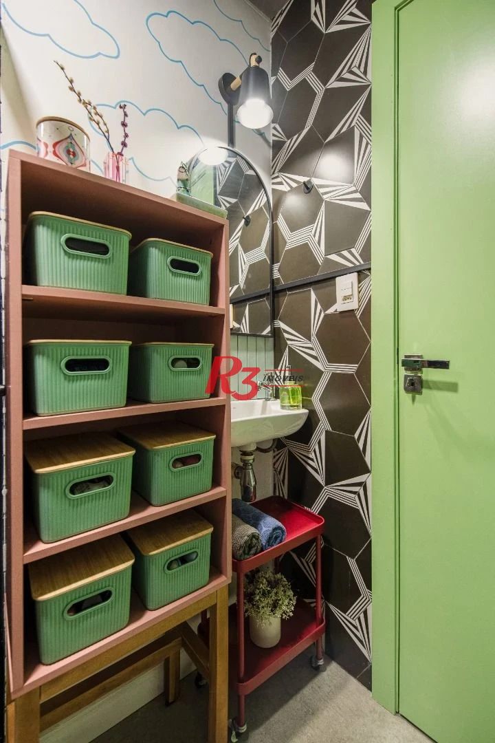 Kitnet com 1 dormitório mobiliada , 27 m² por R$ 295.000 - Embaré - Santos/SP