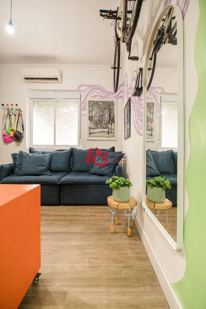 Kitnet com 1 dormitório mobiliada , 27 m² por R$ 295.000 - Embaré - Santos/SP