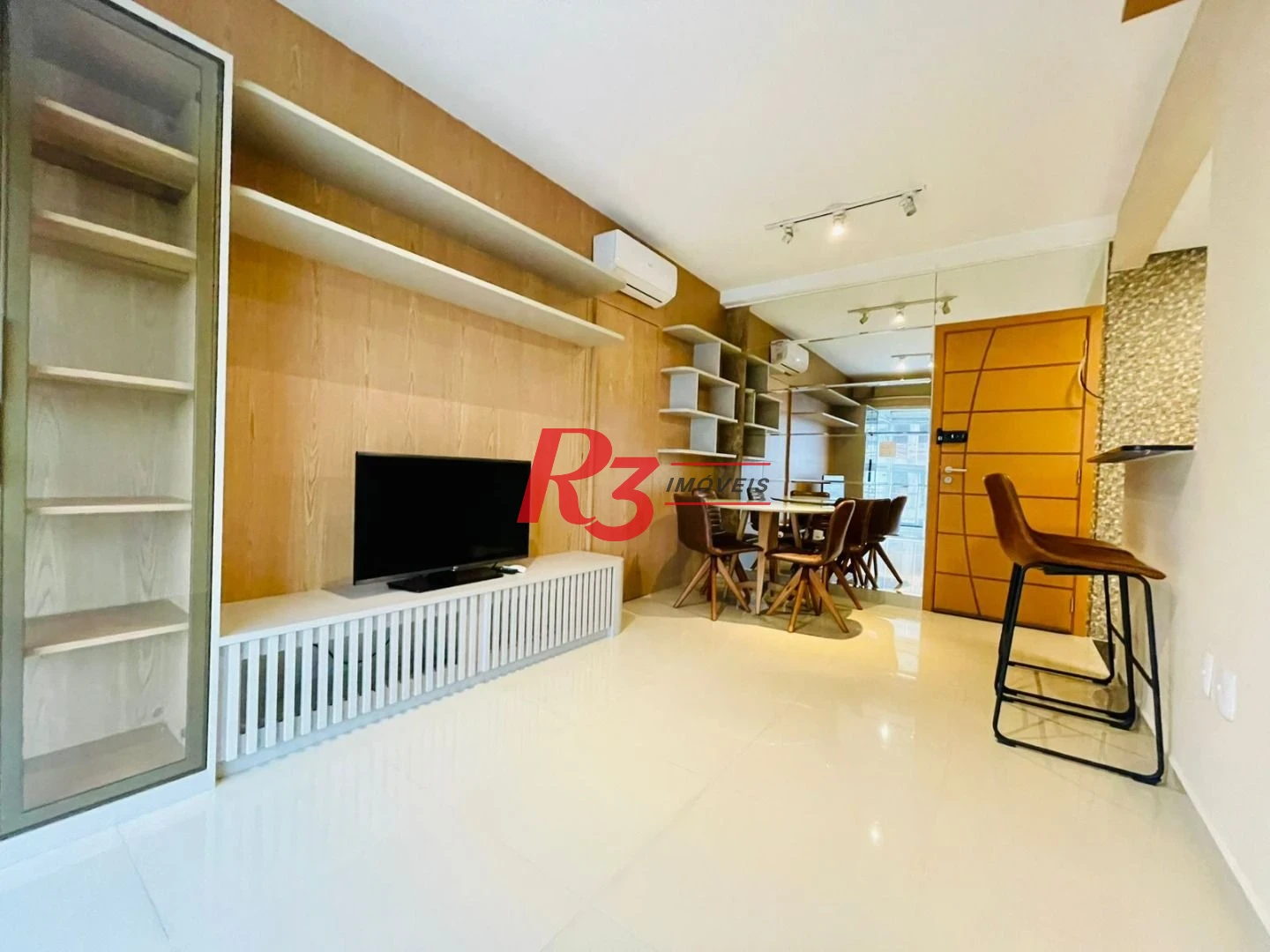 Apartamento com 1 dormitório à venda, 54 m² por R$ 850.000,00 - Embaré - Santos/SP