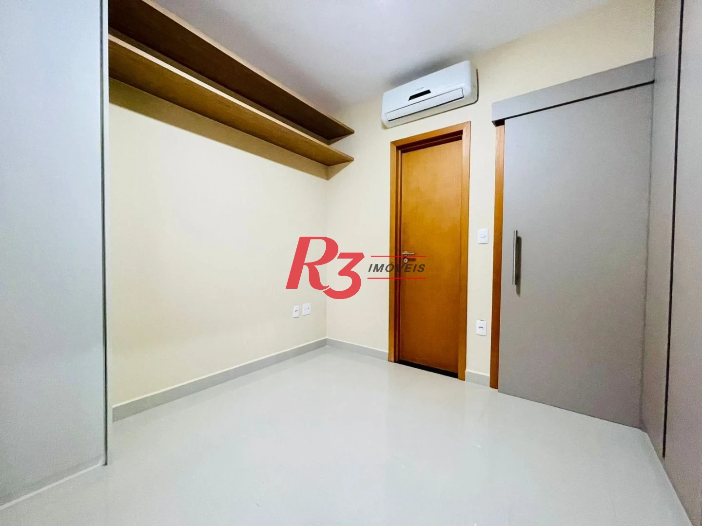 Apartamento com 1 dormitório à venda, 54 m² por R$ 850.000,00 - Embaré - Santos/SP