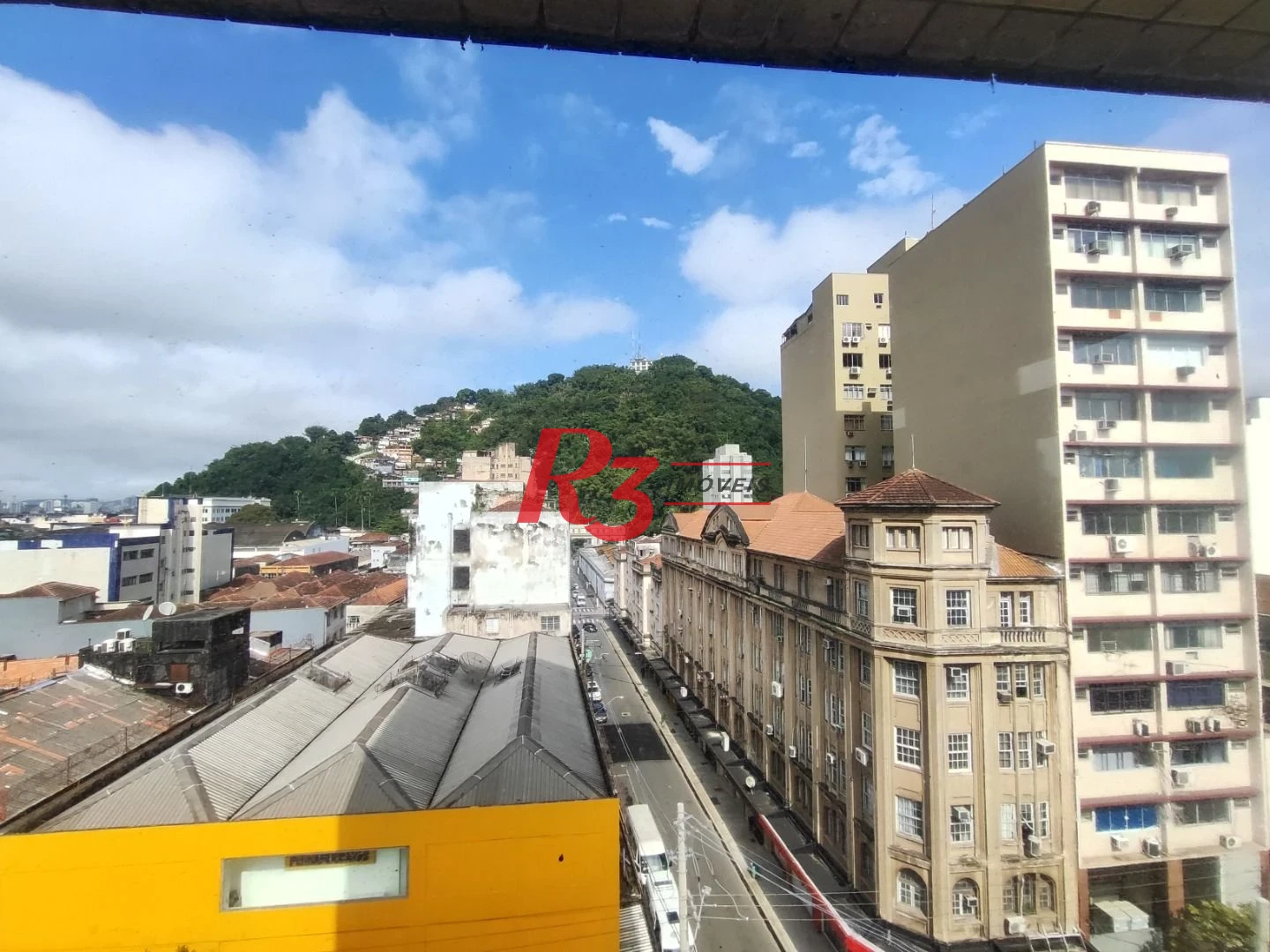 Sala para alugar, 128 m² por R$ 2.500,00/ano - Centro - Santos/SP