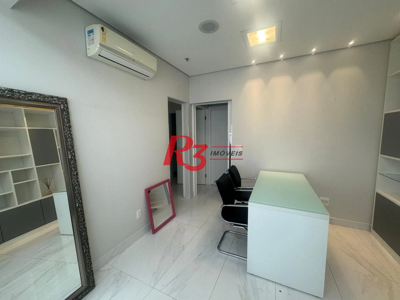 Conjunto à venda, 44 m² por R$ 650.000,00 - Boqueirão - Santos/SP