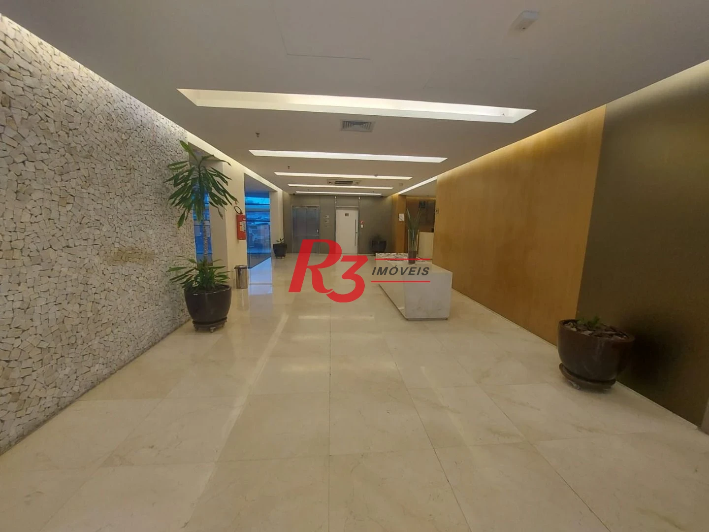 Sala à venda, 53 m² por R$ 370.000,00 - Valongo - Santos/SP