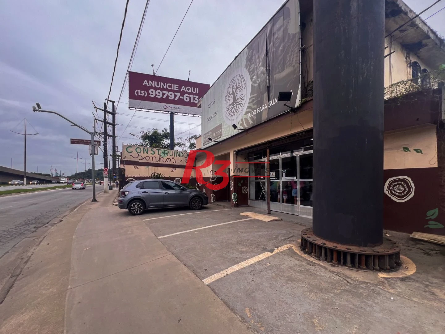 Galpão para alugar, 1700 m² por R$ 40.000,00/mês - Chico de Paula - Santos/SP