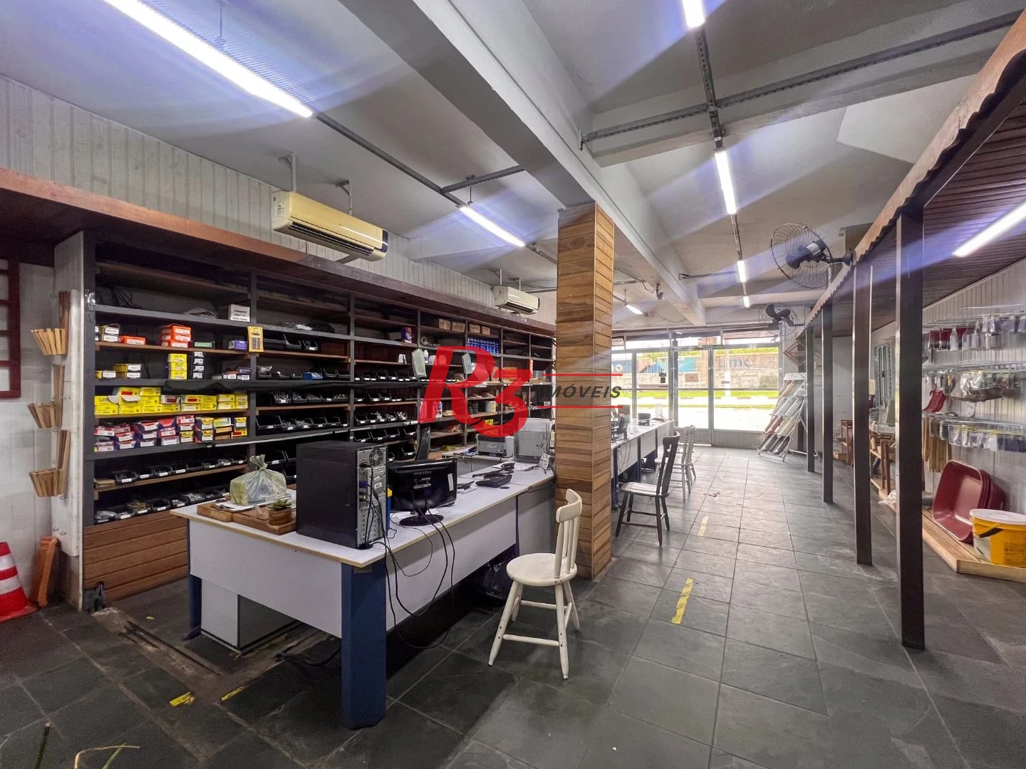 Galpão para alugar, 1700 m² por R$ 40.000,00/mês - Chico de Paula - Santos/SP