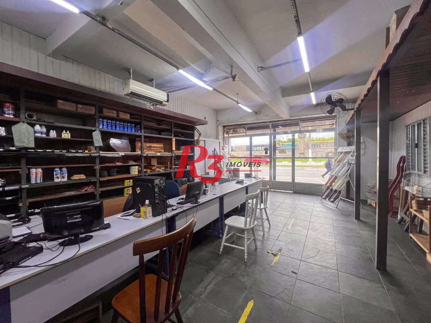 Galpão para alugar, 1700 m² por R$ 40.000,00/mês - Chico de Paula - Santos/SP