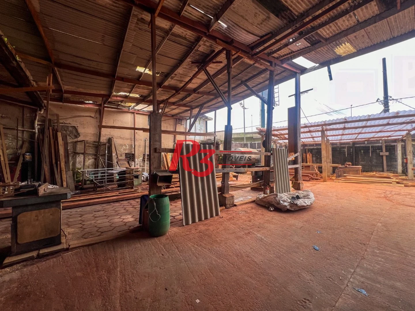 Galpão para alugar, 1700 m² por R$ 40.000,00/mês - Chico de Paula - Santos/SP
