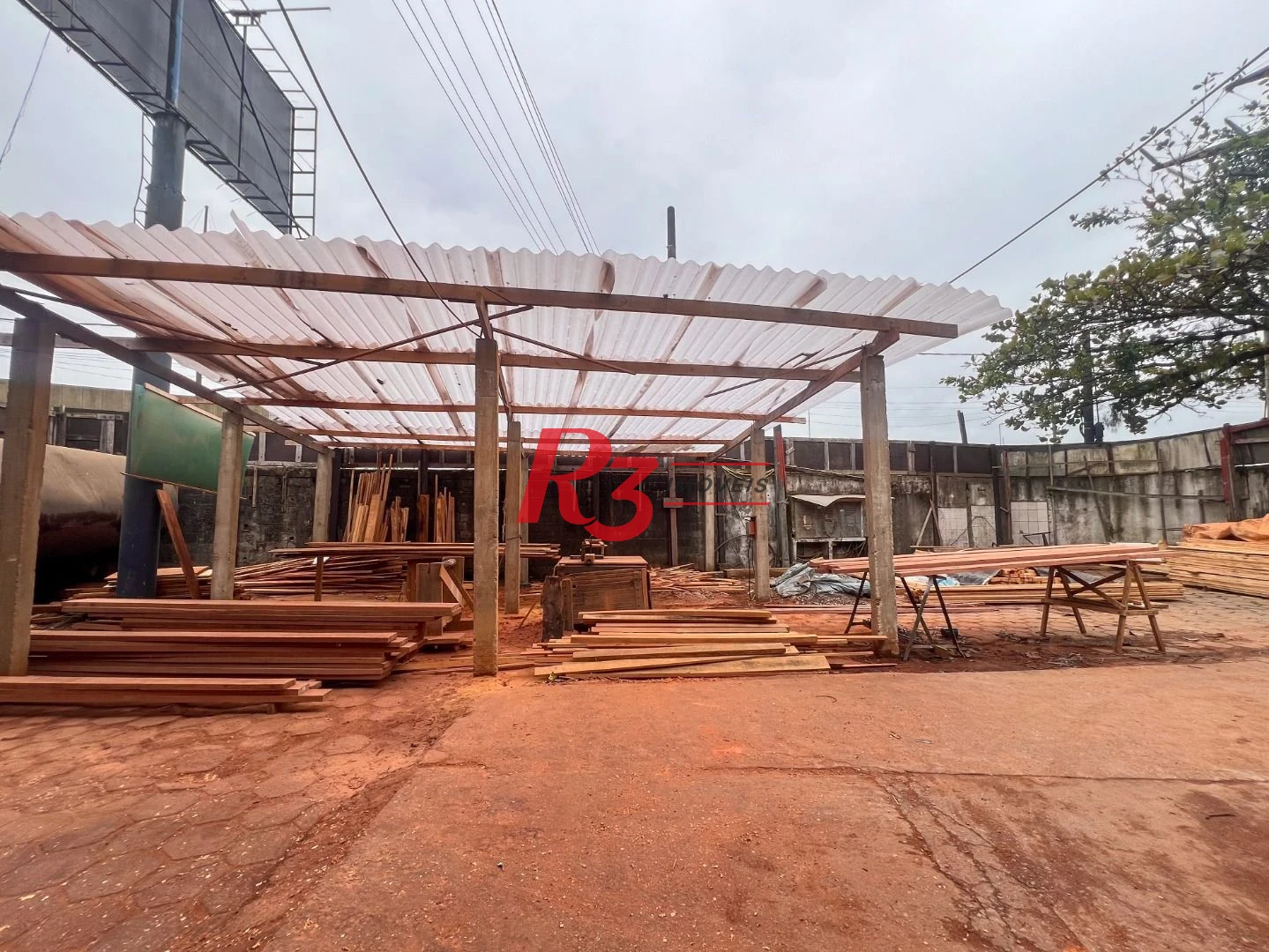 Galpão para alugar, 1700 m² por R$ 40.000,00/mês - Chico de Paula - Santos/SP