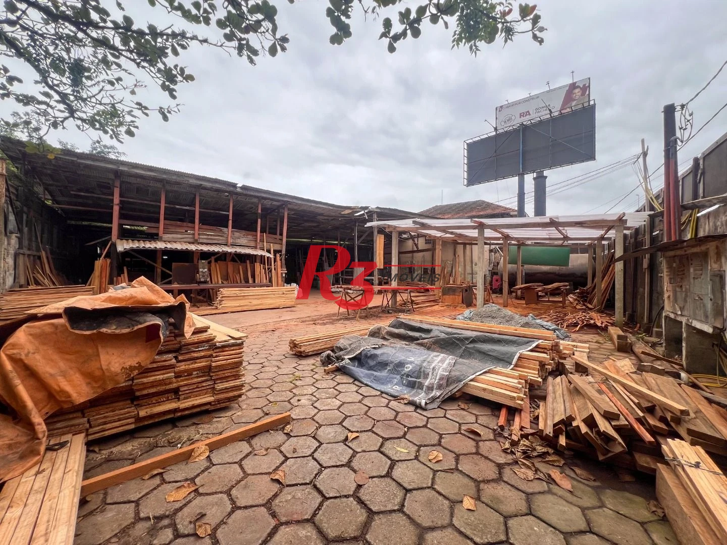 Galpão para alugar, 1700 m² por R$ 40.000,00/mês - Chico de Paula - Santos/SP