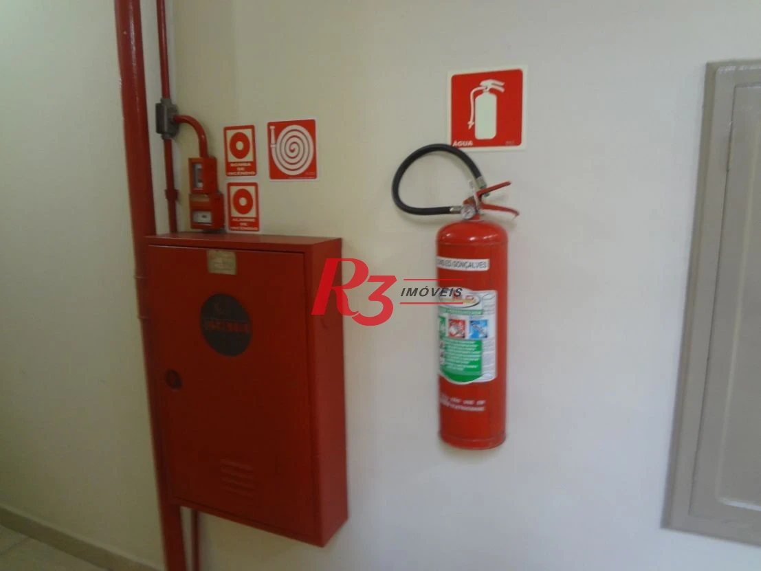 Excelente prédio comercial no centro de Santos