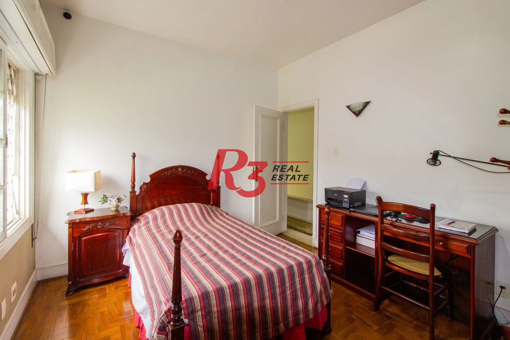 Sobrado para alugar, 320 m² por R$ 16.902,00/mês - Gonzaga - Santos/SP