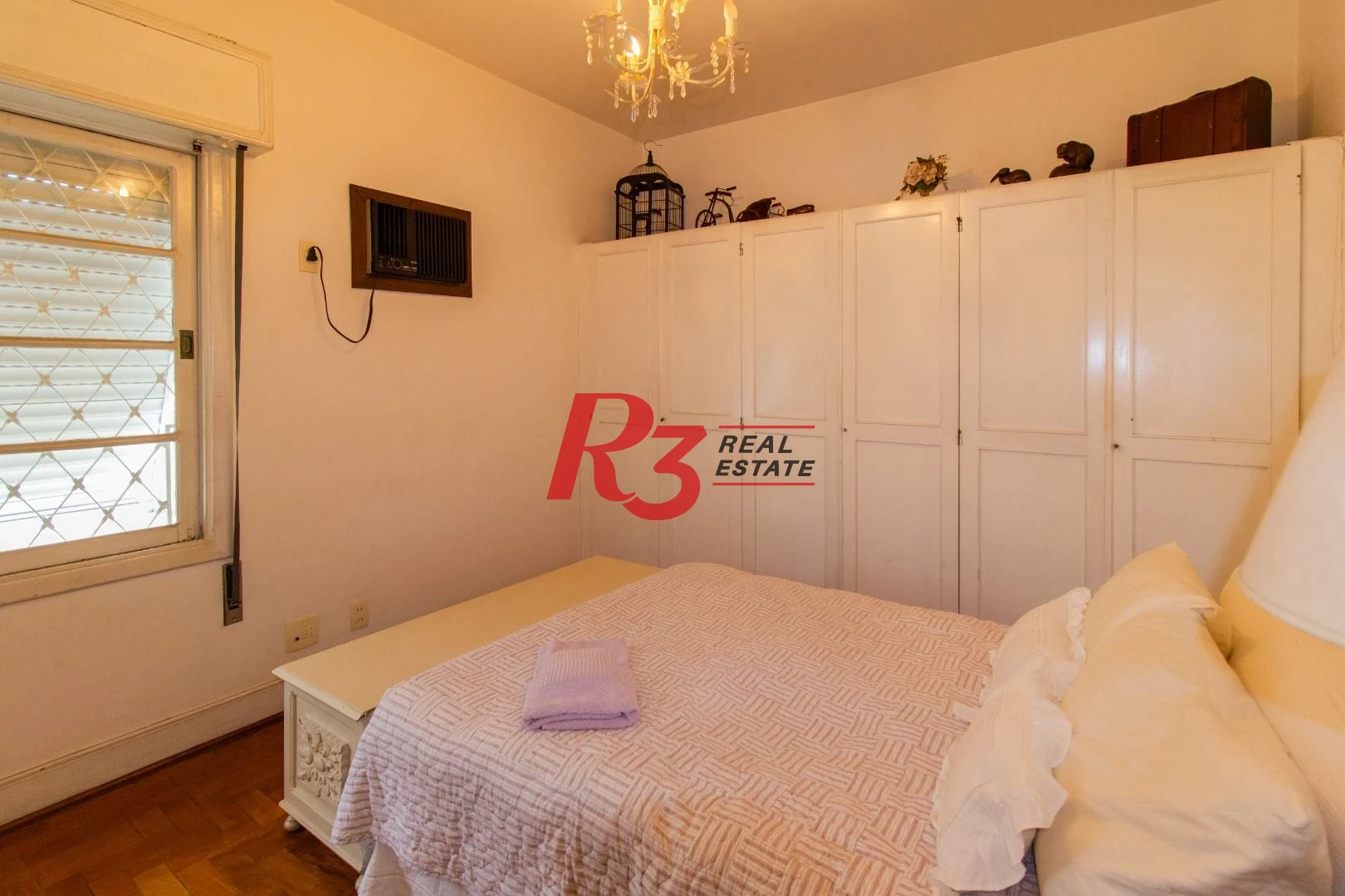 Sobrado para alugar, 320 m² por R$ 16.902,00/mês - Gonzaga - Santos/SP