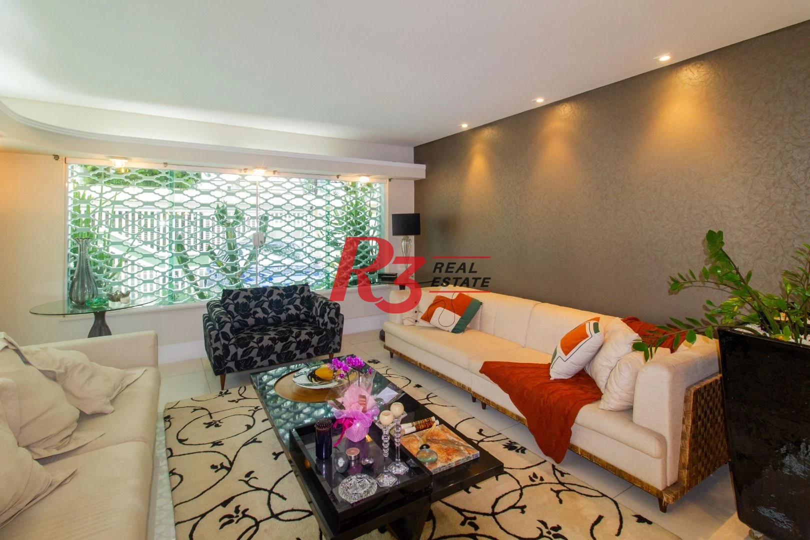 Sobrado para alugar, 320 m² por R$ 16.902,00/mês - Gonzaga - Santos/SP