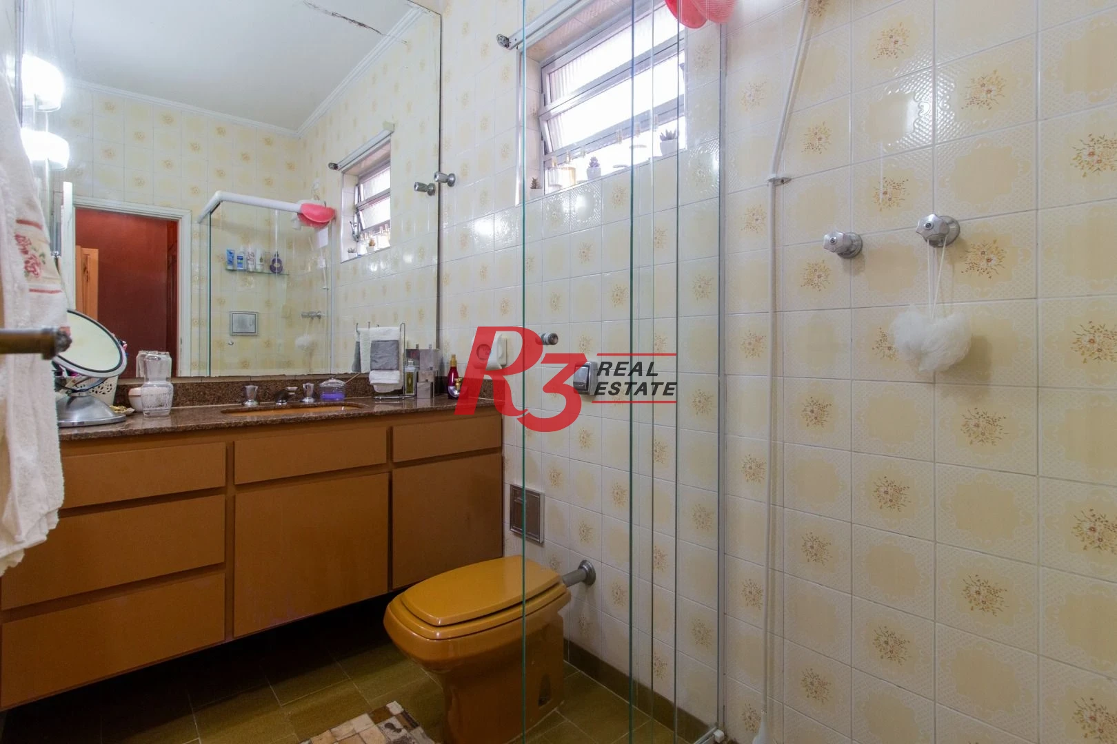 Sobrado para alugar, 320 m² por R$ 16.902,00/mês - Gonzaga - Santos/SP