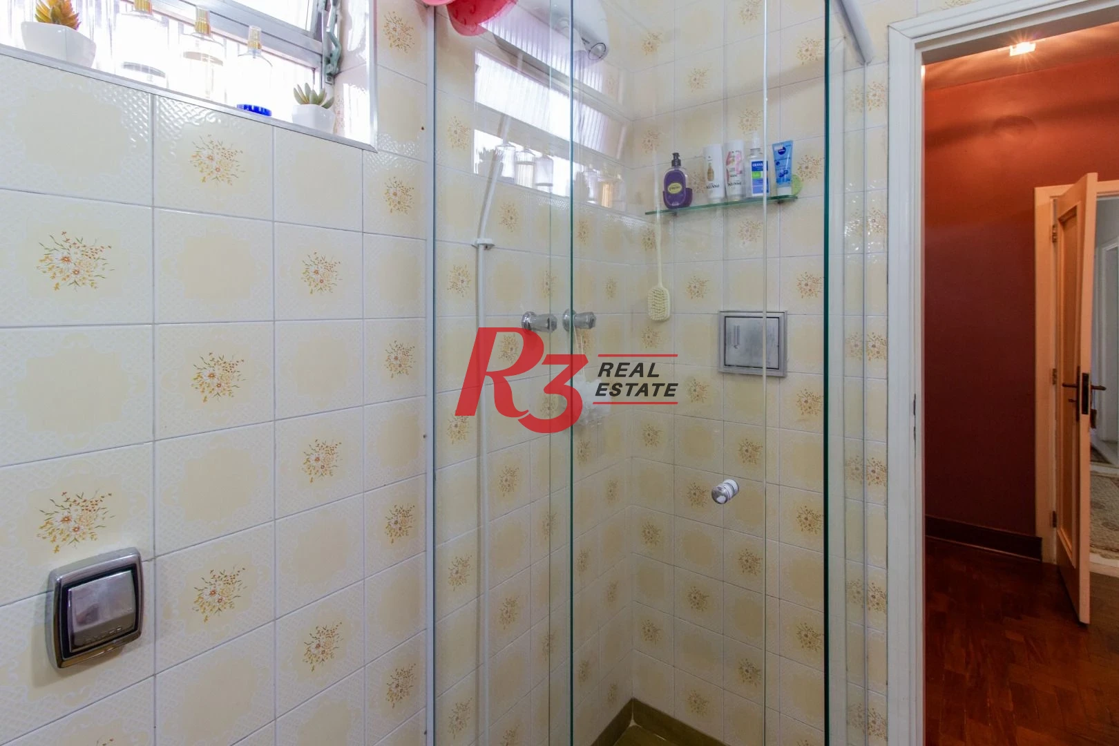 Sobrado para alugar, 320 m² por R$ 16.902,00/mês - Gonzaga - Santos/SP