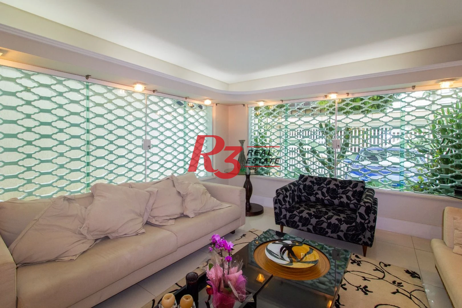 Sobrado para alugar, 320 m² por R$ 16.902,00/mês - Gonzaga - Santos/SP