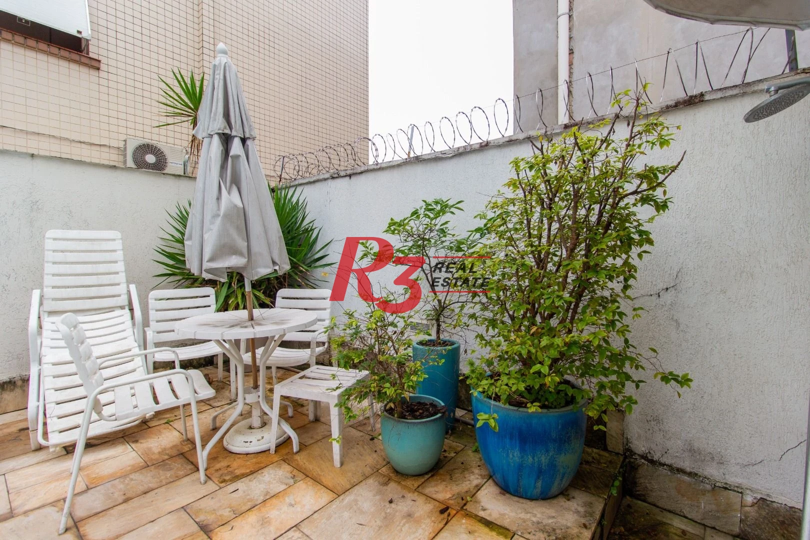 Sobrado para alugar, 320 m² por R$ 16.902,00/mês - Gonzaga - Santos/SP