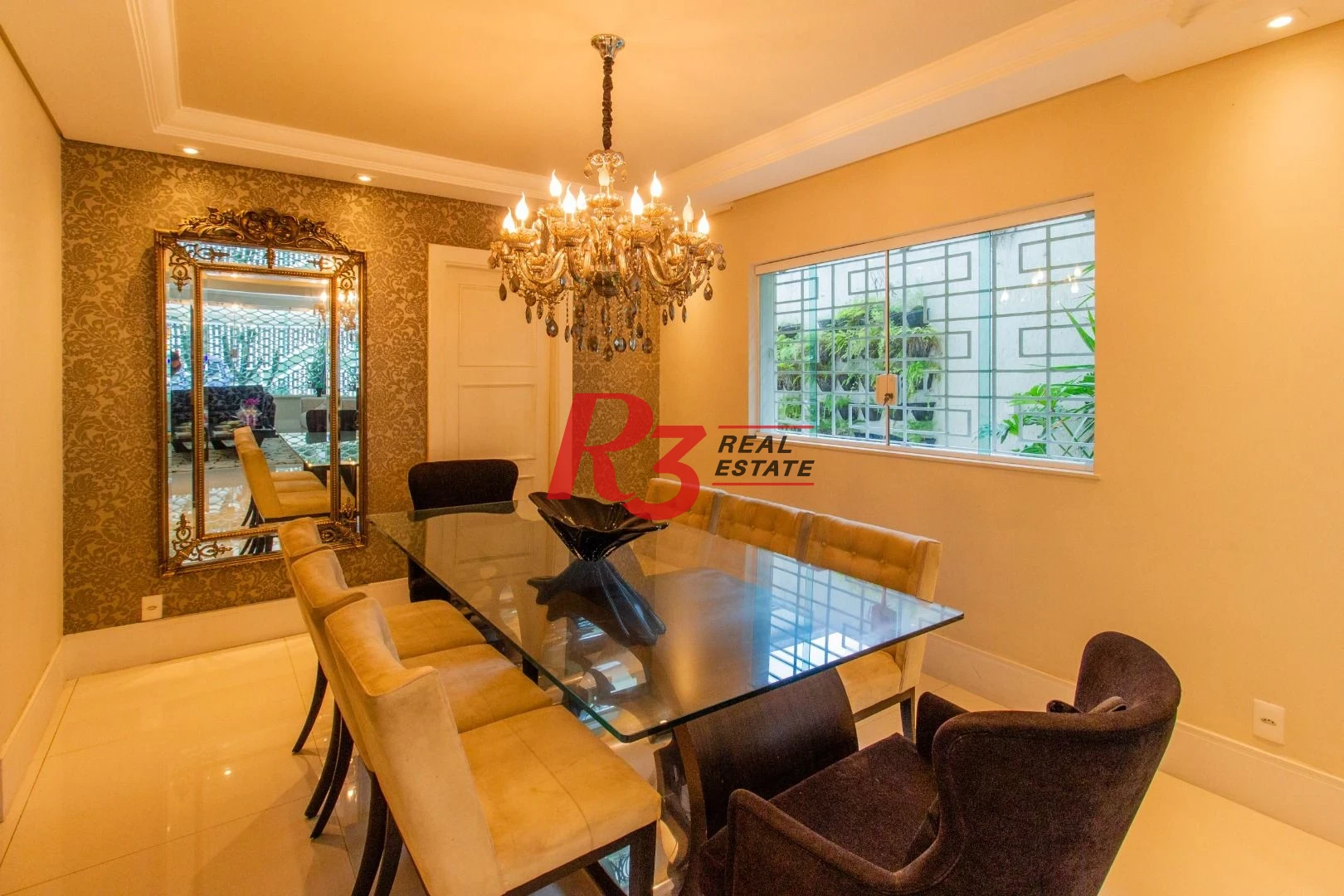 Sobrado para alugar, 320 m² por R$ 16.902,00/mês - Gonzaga - Santos/SP
