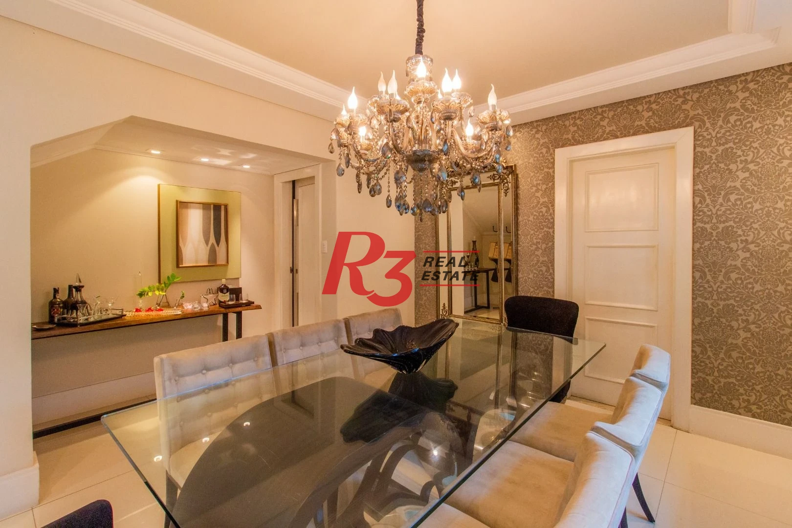Sobrado para alugar, 320 m² por R$ 16.902,00/mês - Gonzaga - Santos/SP