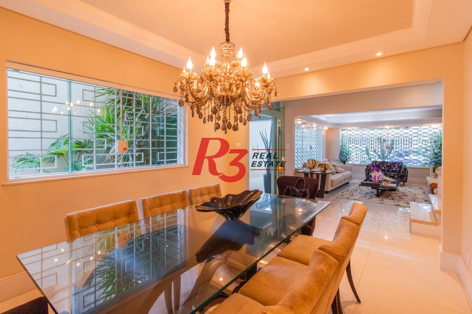 Sobrado para alugar, 320 m² por R$ 16.902,00/mês - Gonzaga - Santos/SP