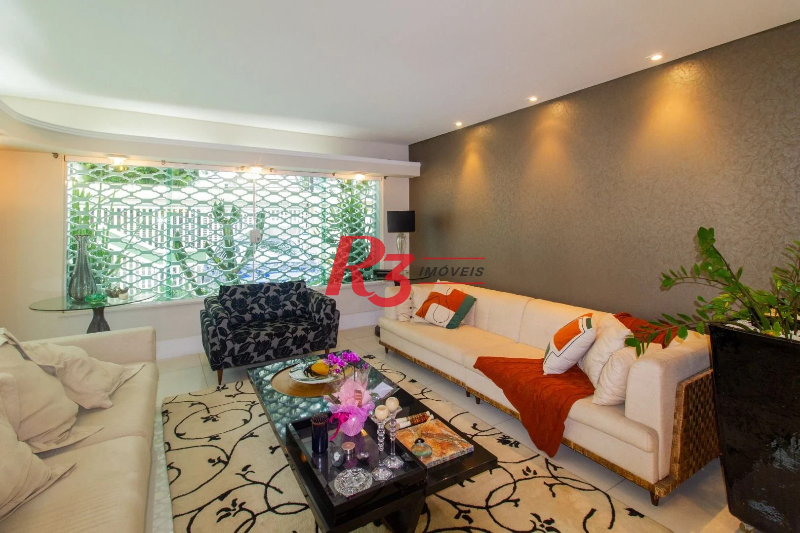 Sobrado para alugar, 320 m² por R$ 16.902,00/mês - Gonzaga - Santos/SP