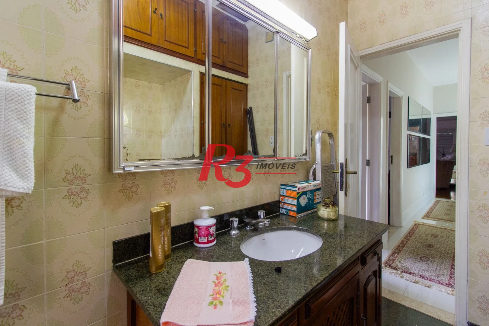 Sobrado para alugar, 320 m² por R$ 16.902,00/mês - Gonzaga - Santos/SP