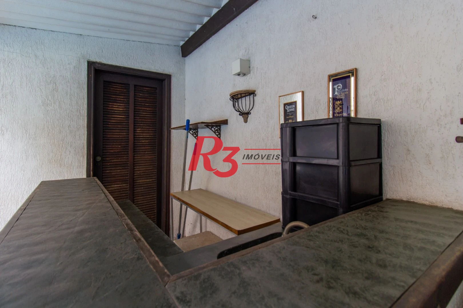 Sobrado para alugar, 320 m² por R$ 16.902,00/mês - Gonzaga - Santos/SP