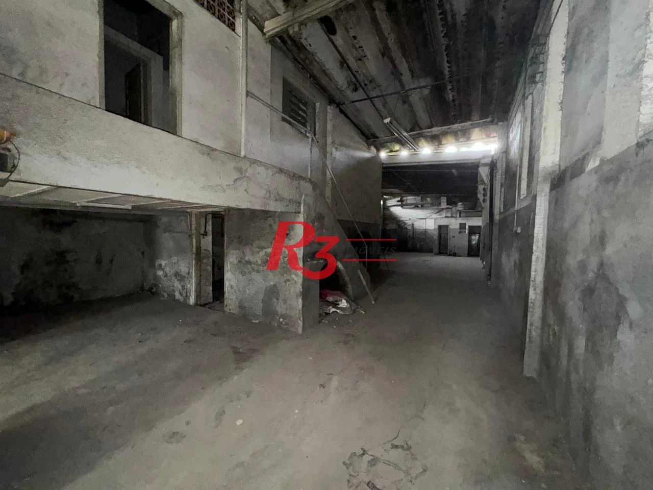 Galpão para alugar, 264 m² por R$ 5.802,89/mês - Paquetá - Santos/SP