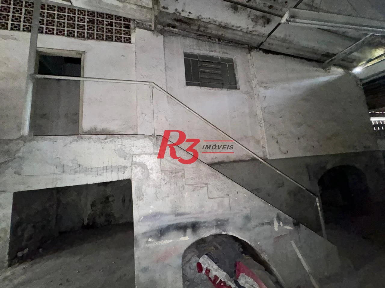 Galpão para alugar, 264 m² por R$ 5.802,89/mês - Paquetá - Santos/SP
